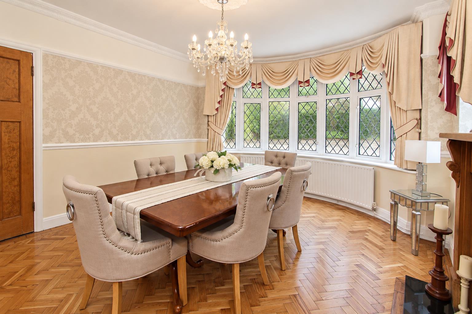Buckingham Way, Wallington